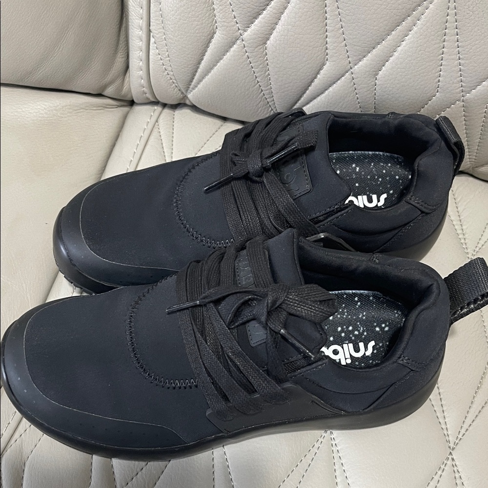 Unlisted Brand Women's Black Slip-On Sneakers - Picture 3 of 8
